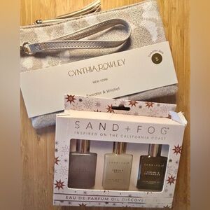 Cynthia Rowley Wristlet with Sand + Fog Eau de Parfum Discovery Set